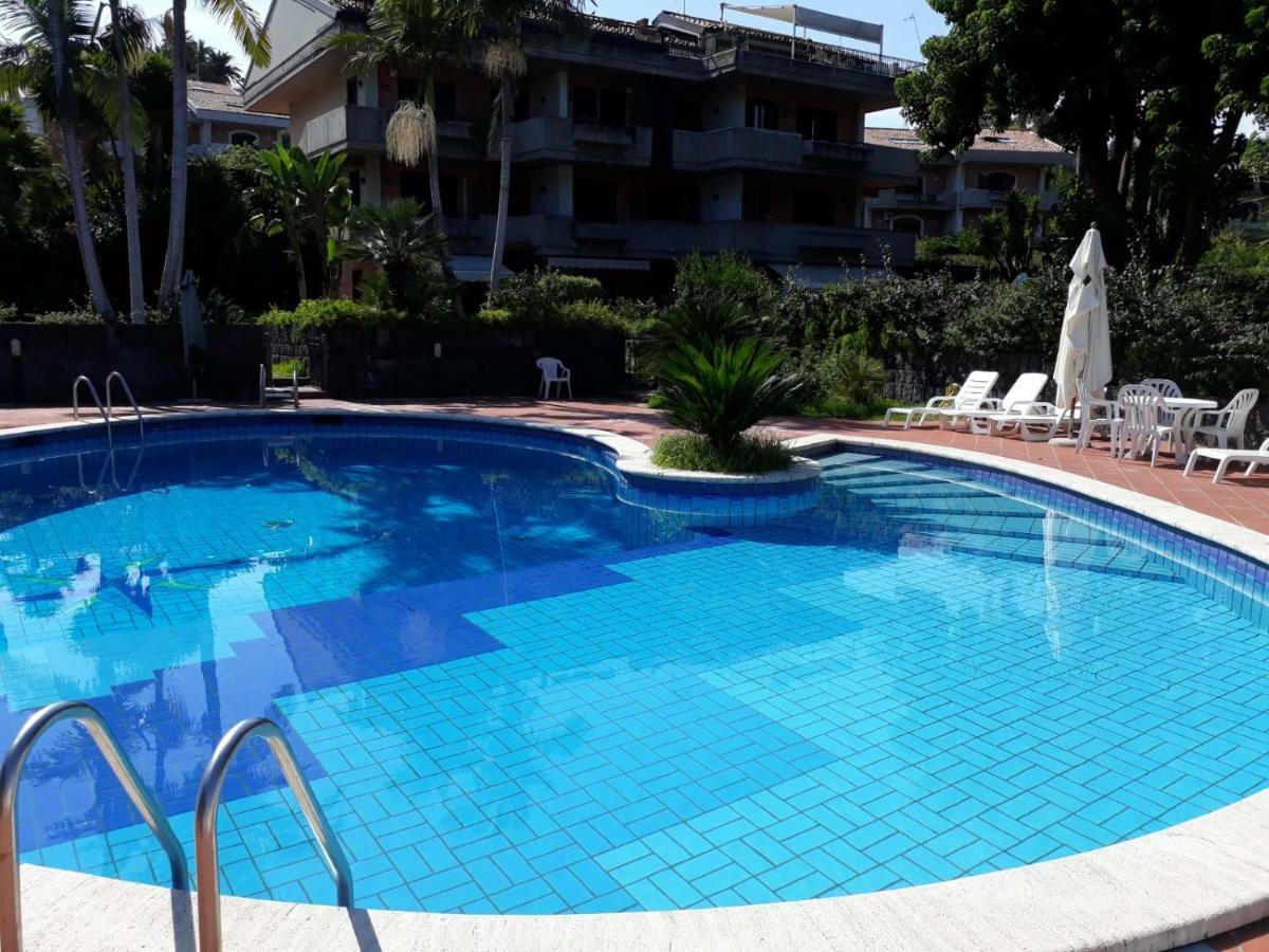 Adele'S Apartment - Mulinia Residence Acireale Exterior foto