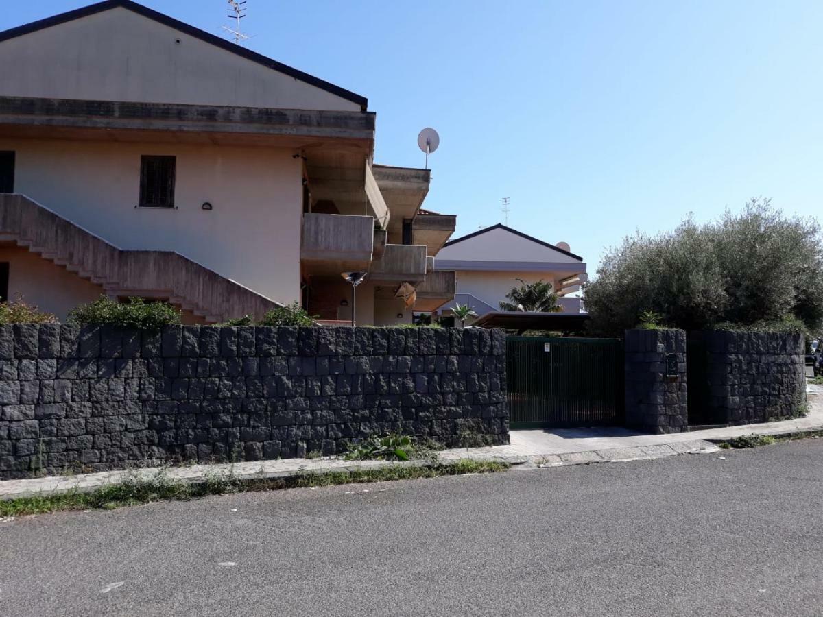 Adele'S Apartment - Mulinia Residence Acireale Exterior foto